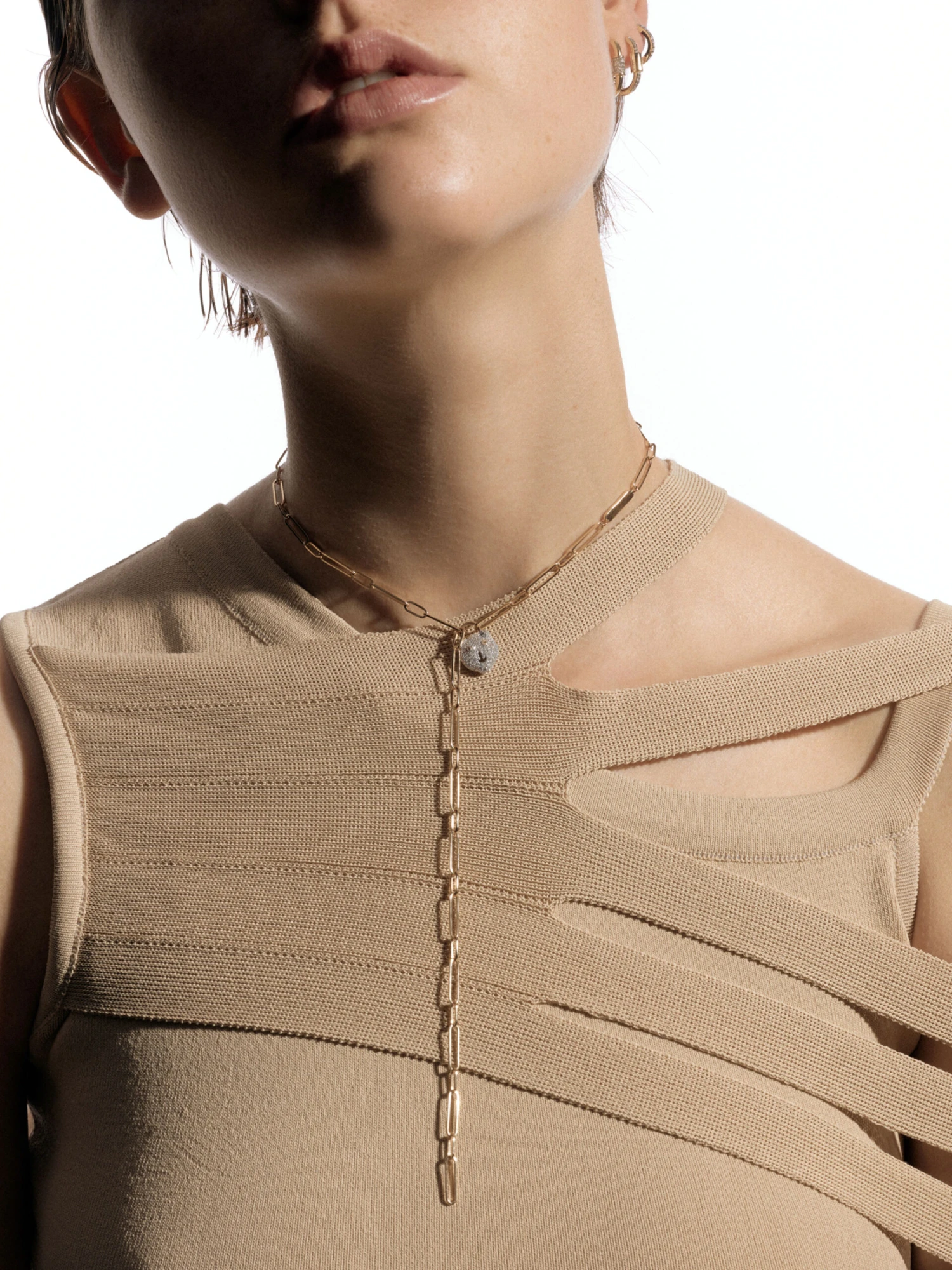 Maria Black Vertigo 12 Black Earring 4 Maria Black Vertigo 12 Black Earring - Image 4