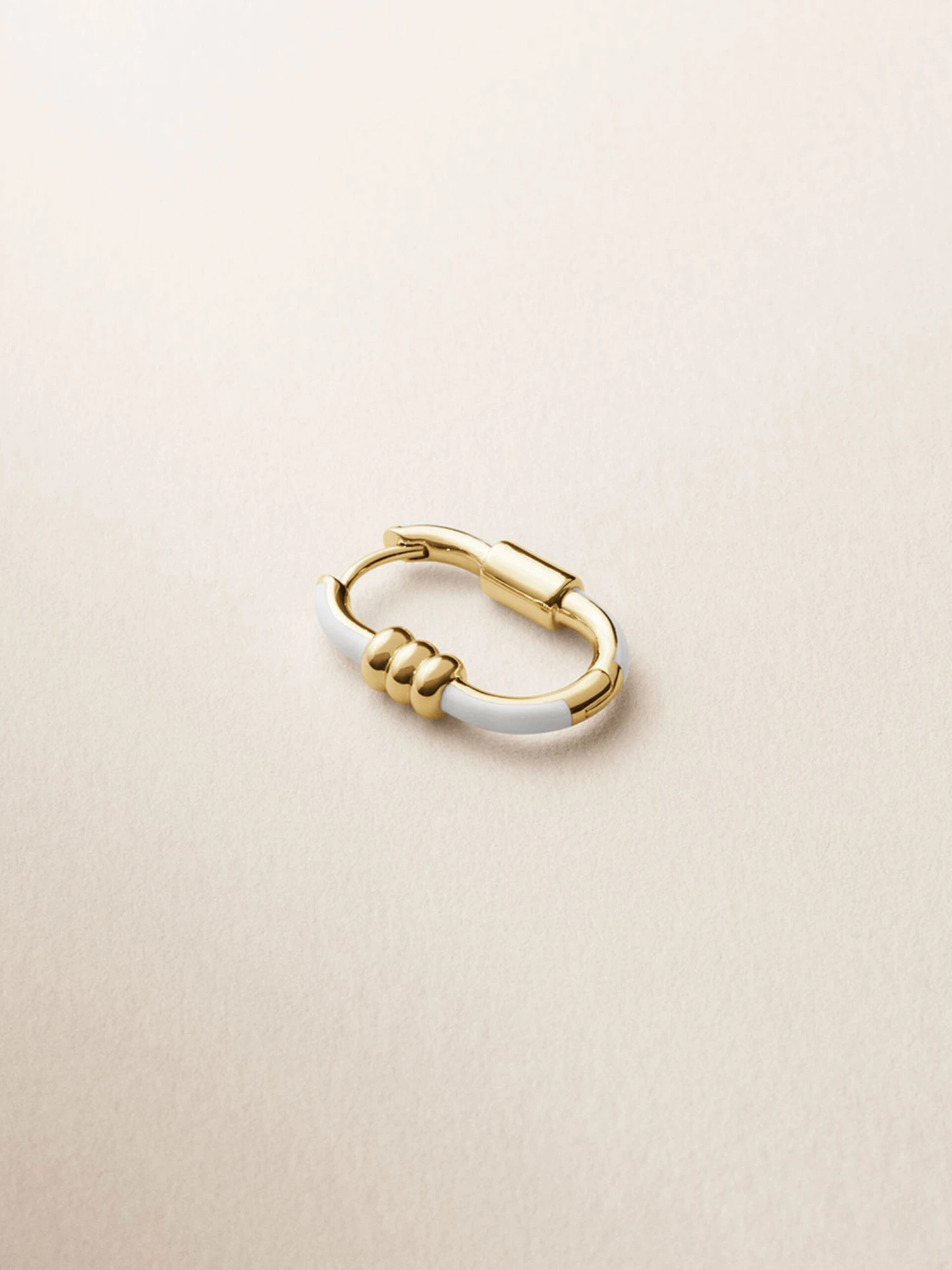 Maria Black Vertigo 16 White Earring 1 Maria Black Vertigo 16 White Earring