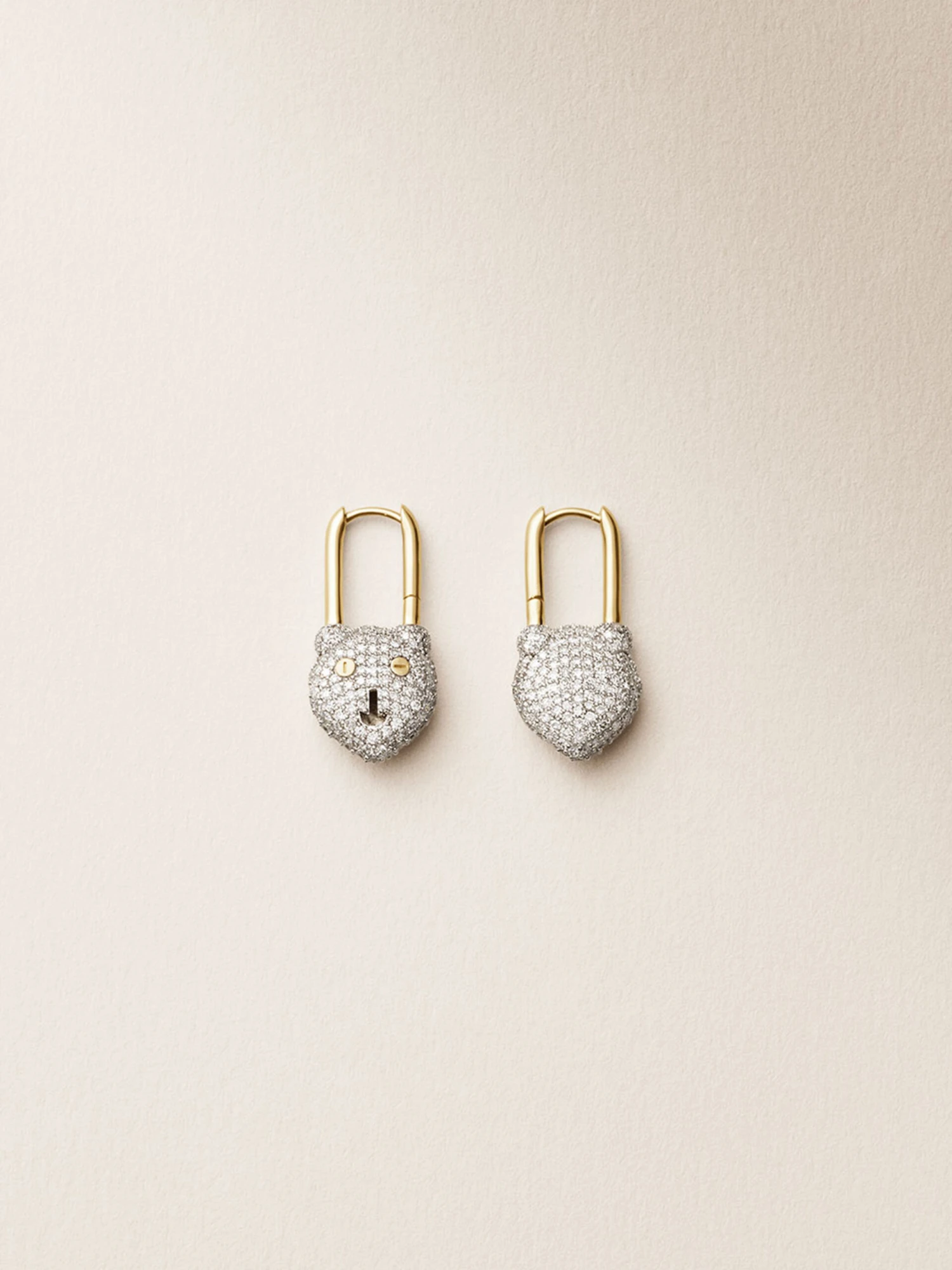 Maria Black For The Love Of Ted Huggie Right 1 Maria Black For The Love Of Ted Huggie Right