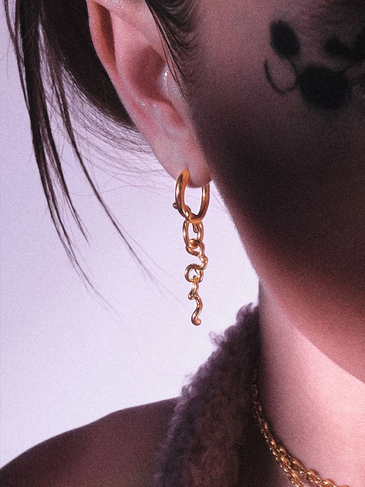 Maria Black Curtain Crust Earring 3 Maria Black Curtain Crust Earring - Image 3