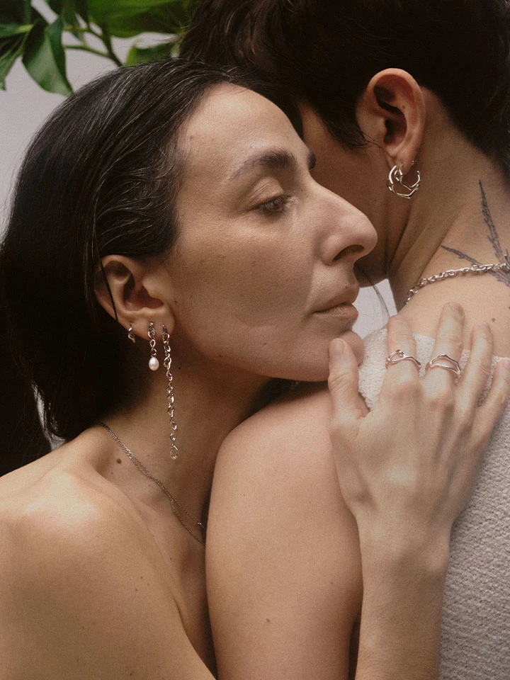 Maria Black Luna 18 Hoop 4 Maria Black Luna 18 Hoop - Image 4