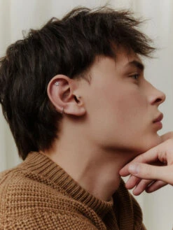 Maria Black Twisted 6 Huggie -Maria Black 5520 1398b8c38c h1068w 6 original