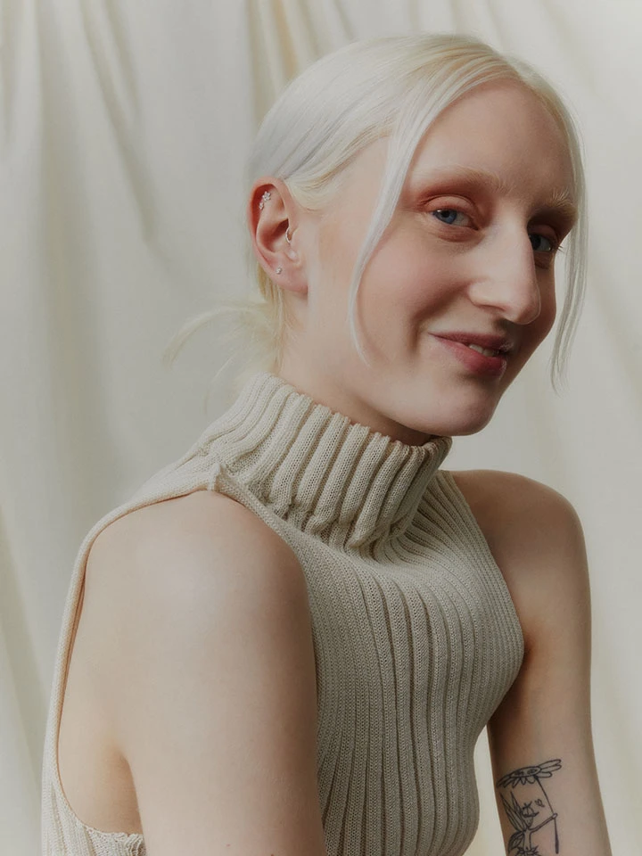 Maria Black Daisy 3 Piercing Stud 2 Maria Black Daisy 3 Piercing Stud - Image 2